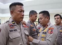 Berapakah Gaji 13 Polisi